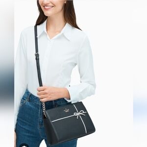 Kate Spade, EUC, Women's, Crossbody Bag, Zipper Closure, Color Black